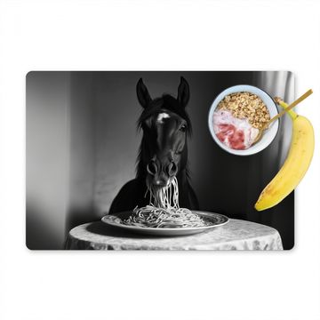 Placemat vinyl - Paard - Bord - Pasta - Tafelkleed - Zwart Wit - Dieren