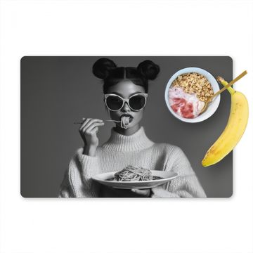 Placemat vinyl - Vrouw - Pasta - Zonnebril