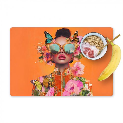 Placemat vinyl - Vlinders - Vrouw - Zonnebril - Kleurrijk