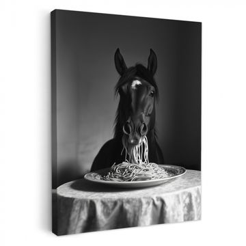 Canvas schilderij - Paard - Bord - Pasta - Tafelkleed - Zwart Wit - Dieren