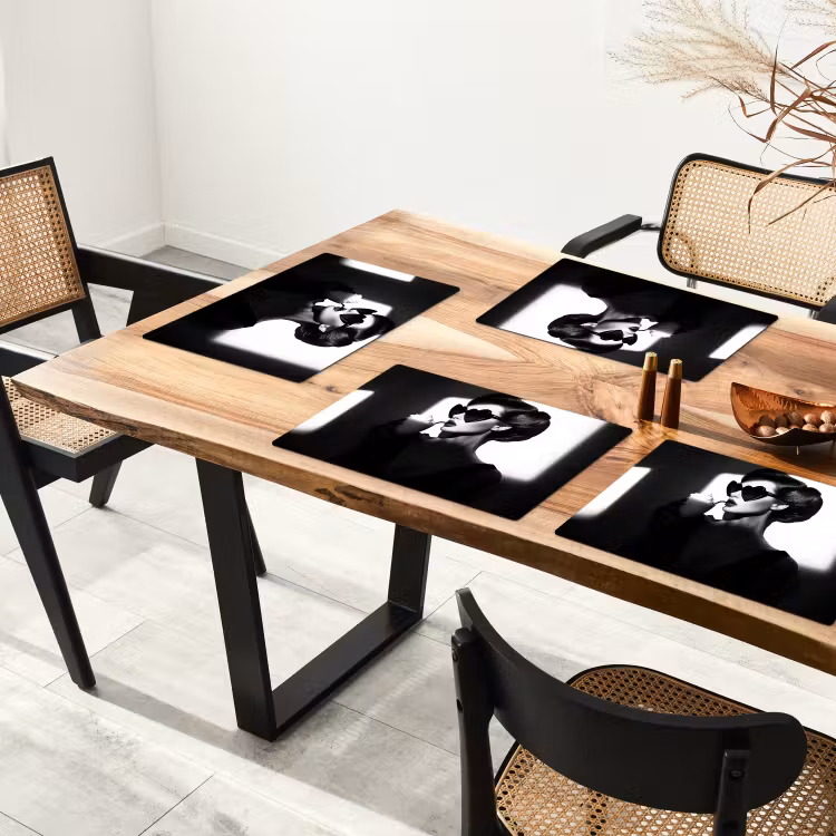 Placemat vinyl - Vrouw - Zwart - Hart — 4