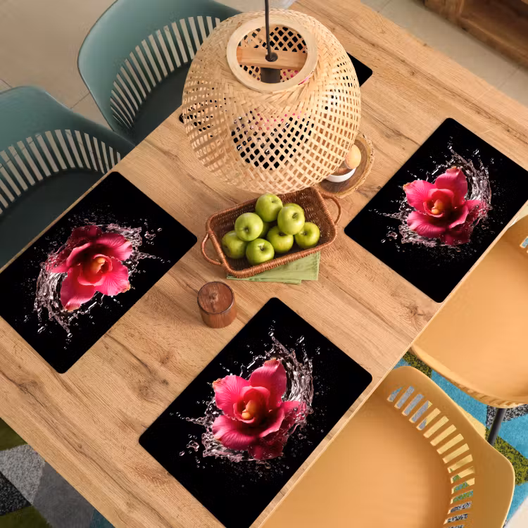 Placemat vinyl - Bloemen - Roze - Water - Zwart - Botanisch - Natuur — 3