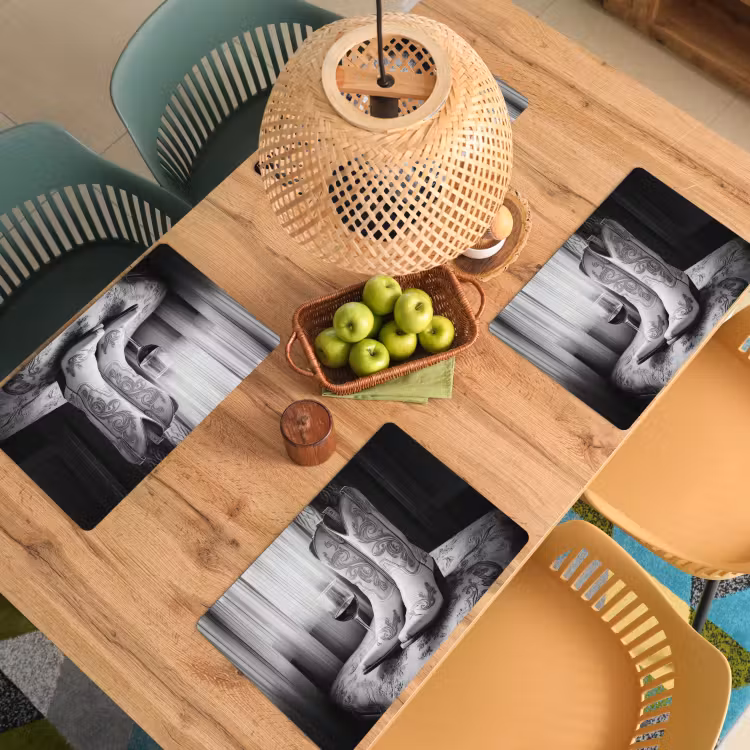 Placemat vinyl - Wijn - Cowboylaarzen - Raamlicht - Wit — 3