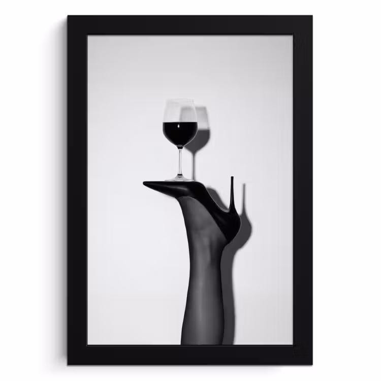 Poster met lijst - Hak - Wijn - Minimalistisch - Zwart — 1
