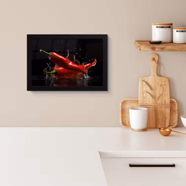 Poster met lijst - Peper - Rood - Zwart - Water - Groente — 2