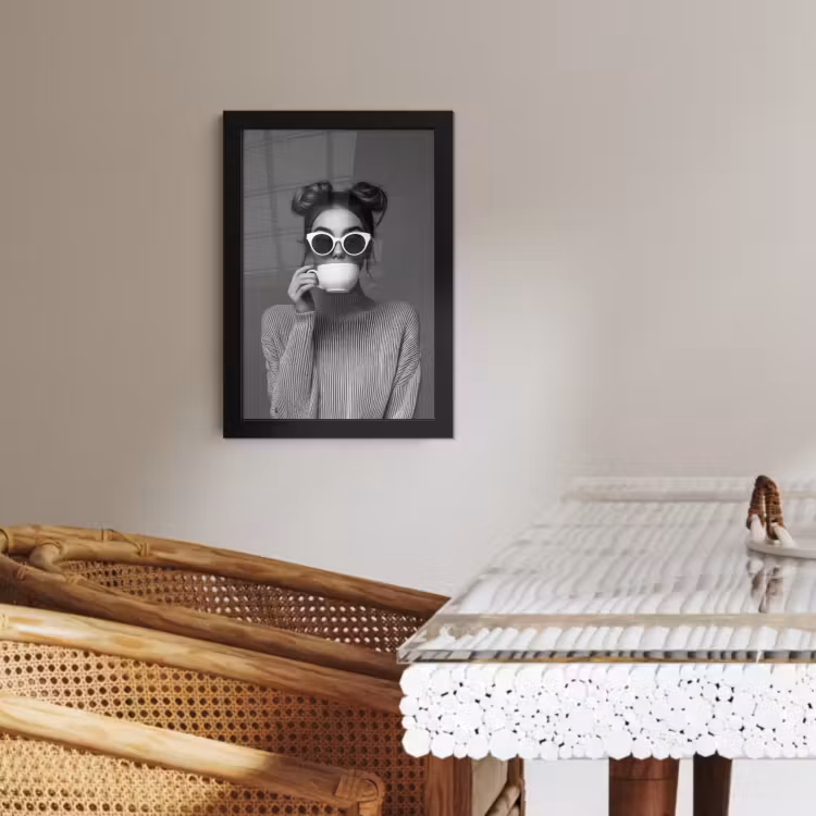 Poster met lijst - Vrouw - Koffie - Zwart - Wit — 3