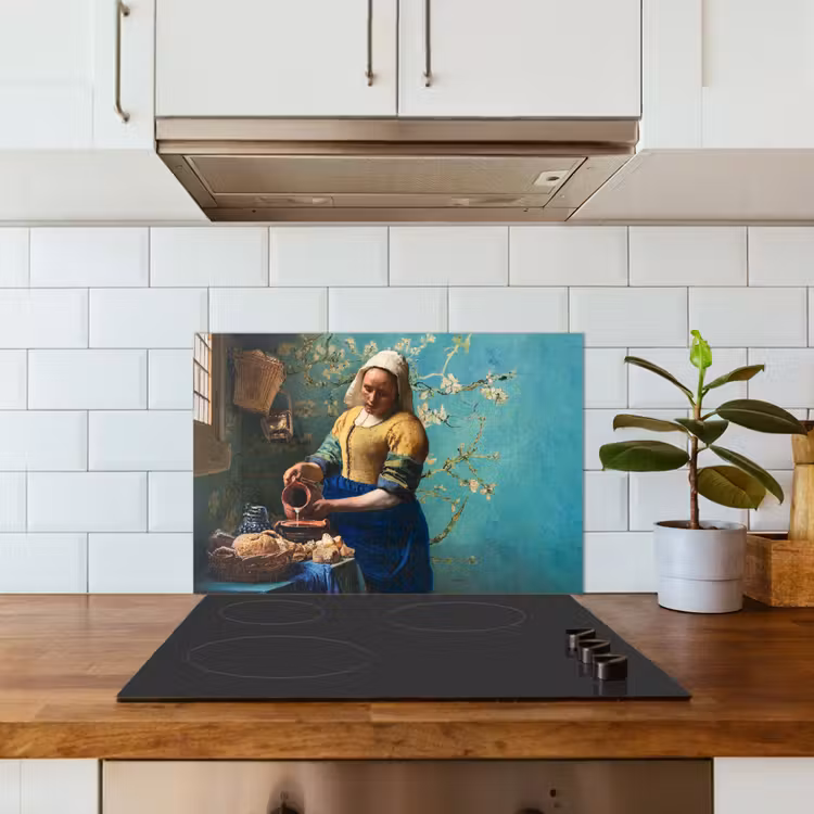 Spatscherm keuken - Het Melkmeisje met Blauwe Achtergrond — 3