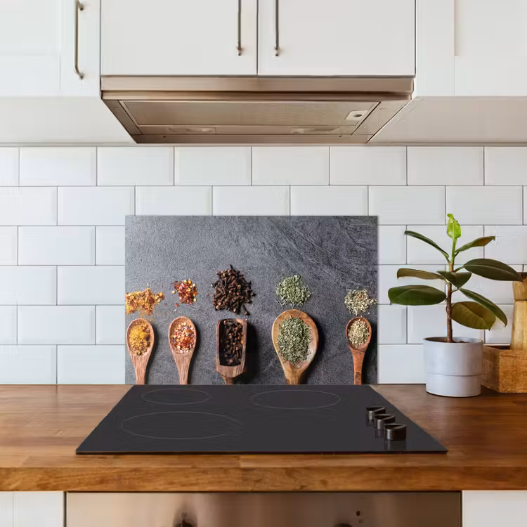 Spatscherm keuken - Kruidenarsenaal — 3