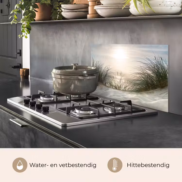 Spatscherm keuken - Zachte Zonsopkomst over de Duinen — 2