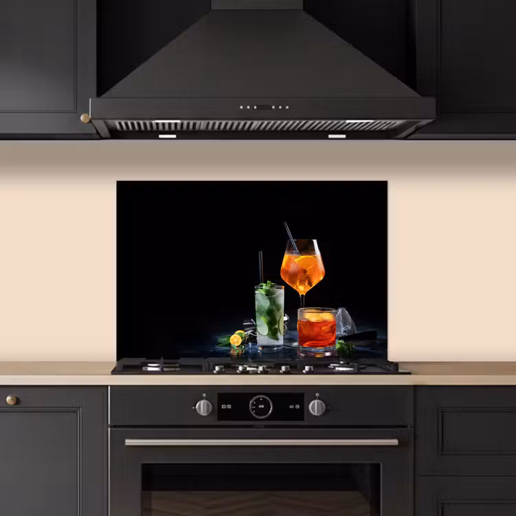 Spatscherm keuken - Cocktailcollectie in Schemerlicht — 5