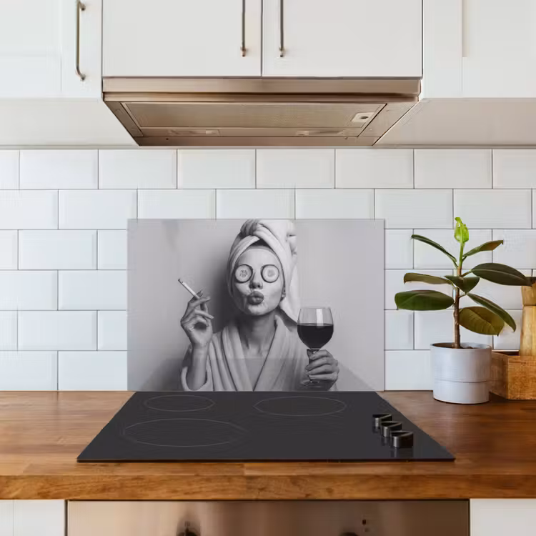 Spatscherm keuken - Vrouw - Masker - Wijn - Sigaret — 3