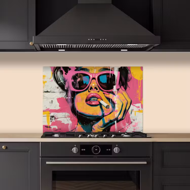 Spatscherm keuken - Portret - Vrouw - Abstract - Zonnebril — 5