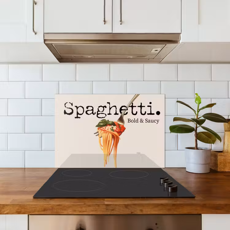 Spatscherm keuken - Spaghetti - tomatensaus - Parmezaanse kaas — 3