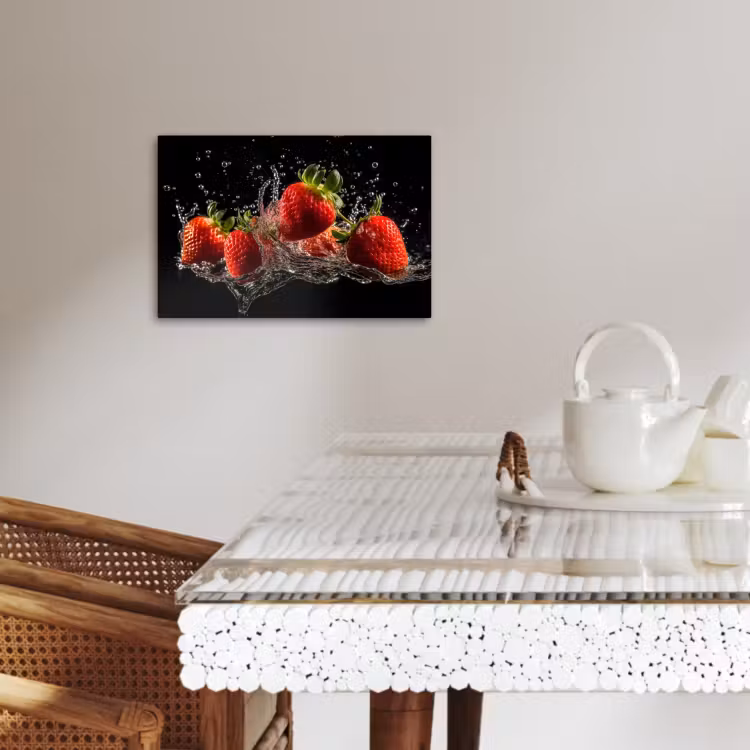 Canvas schilderij - Aardbeien - Fruit - Rood - Water - Zwart — 4