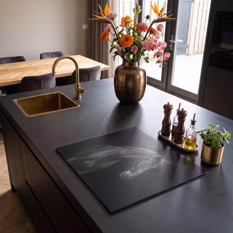 Inductie beschermer - Elegantie in de Schaduw — 2