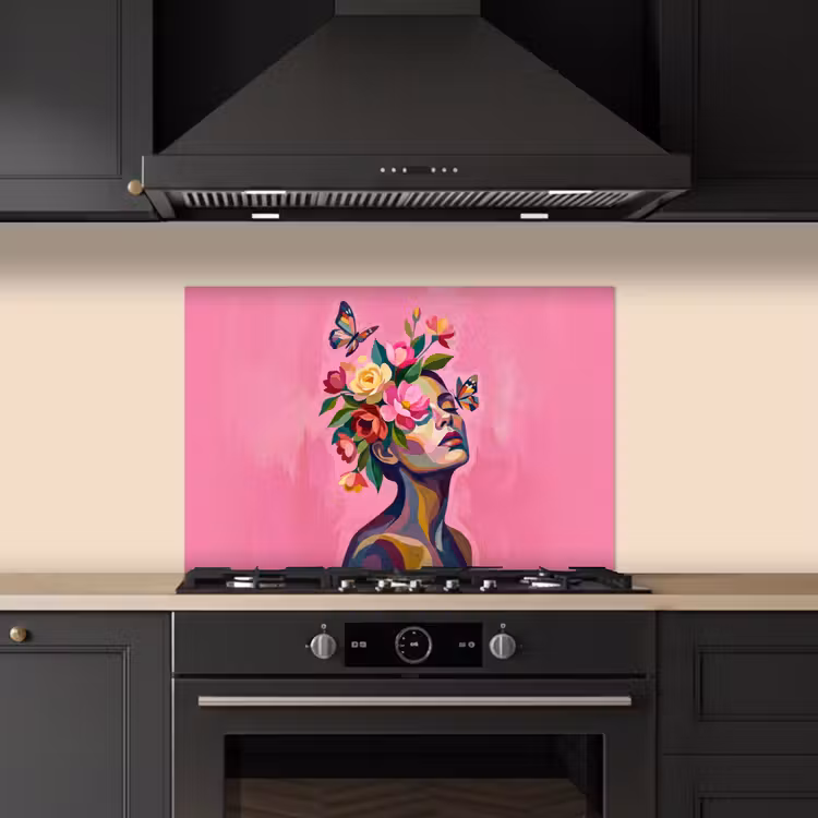 Spatscherm keuken - Vrouwengezicht - Vlinders - Kleurrijk — 5