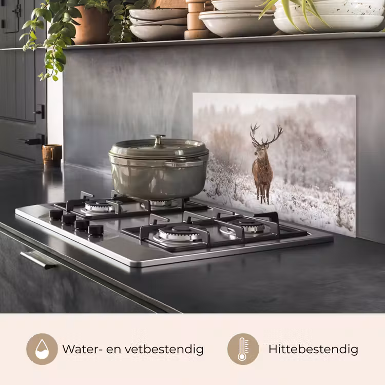Spatscherm keuken - Edelhert - Bos - Sneeuw - Winter - Majestueus — 2