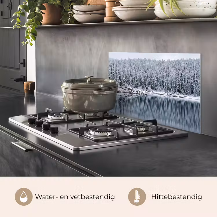 Spatscherm keuken - Bos - Reflectie - Meer - Winter - Serene — 2