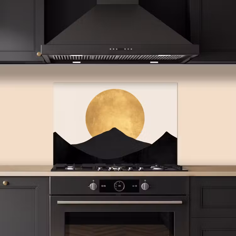 Spatscherm keuken - Bergsilhouetten - Gouden cirkel - Beige — 5