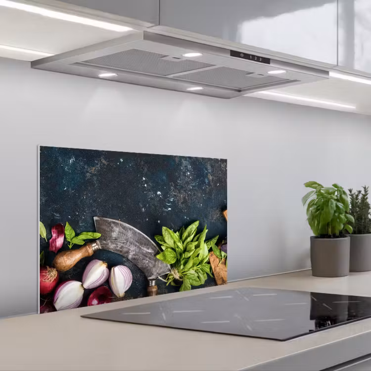 Spatscherm keuken - Koksmes en Verse Ingrediënten — 1