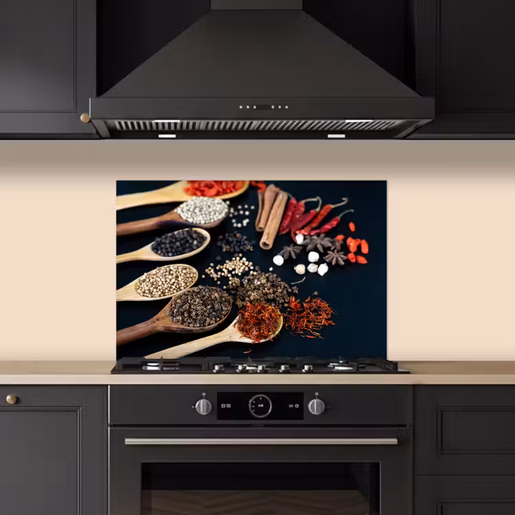 Spatscherm keuken - Specerijen Symfonie — 5