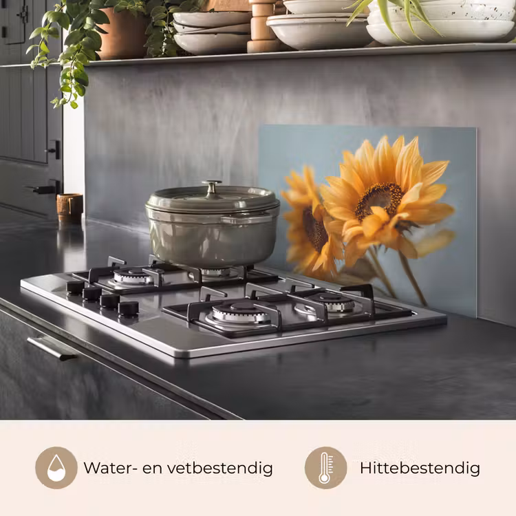 Spatscherm keuken - Zonnebloemen - Geel - Wazig — 2