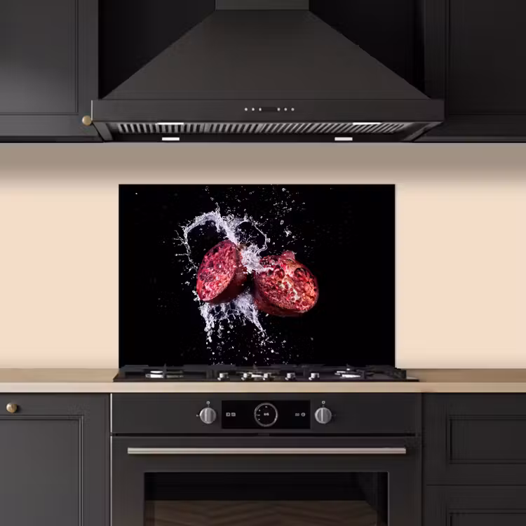 Spatscherm keuken - Granaatappel - Fruit - Water - Zwart - Paars — 5