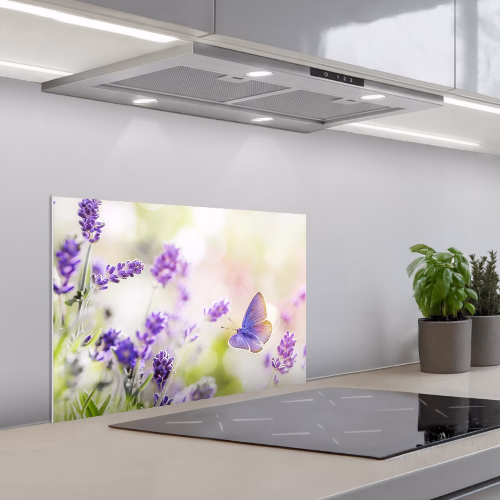 Spatscherm keuken - Lavendeldroom met Vlinder — 1