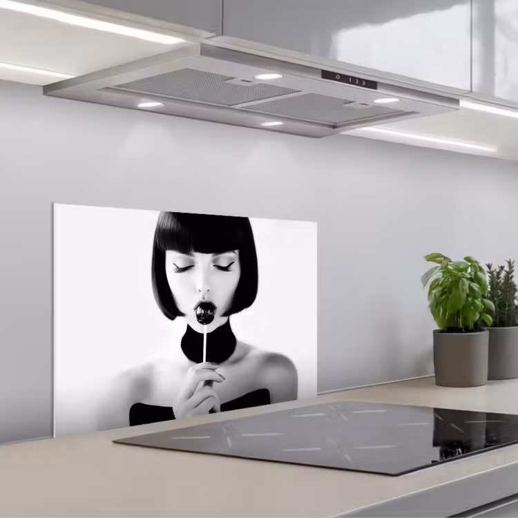 Spatscherm keuken - Vrouw - Lolly - Zwart - Wit — 1