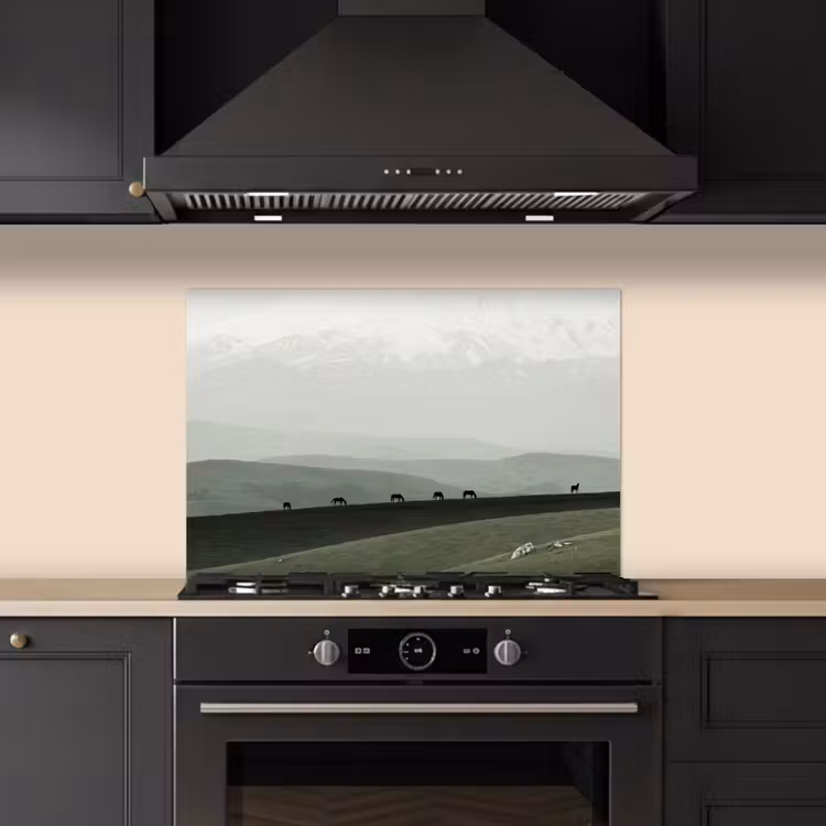 Spatscherm keuken - Grijs - Berg - Paarden — 5